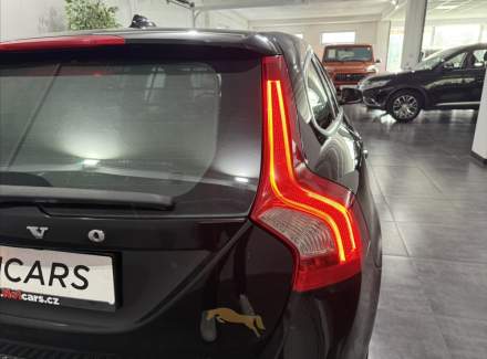 Volvo - V60
