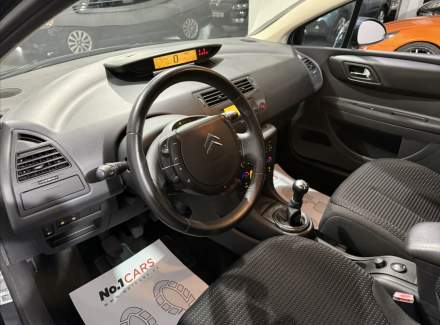 Citroën - C4