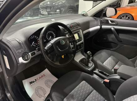 Škoda - Octavia