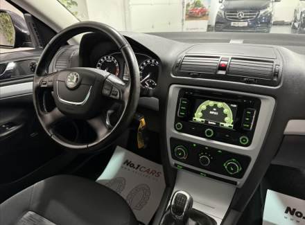 Škoda - Octavia