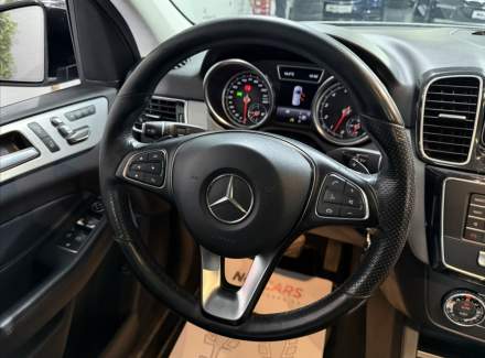 Mercedes-Benz - GLE