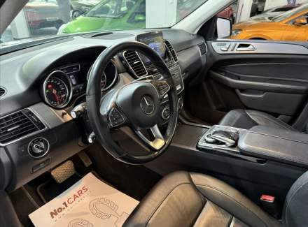 Mercedes-Benz - GLE