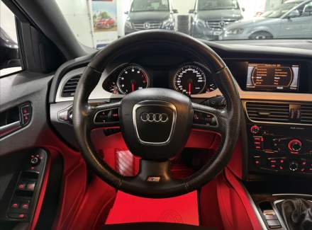 Audi - A4