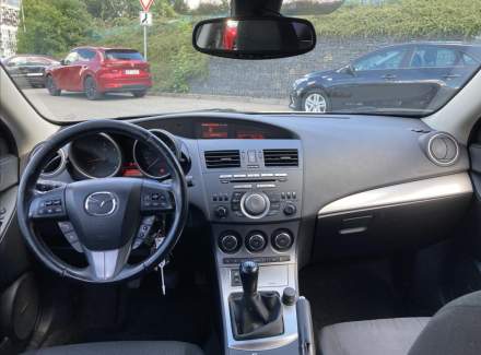 Mazda - 3