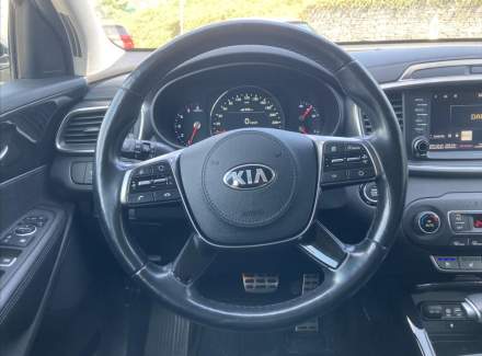 Kia - Sorento