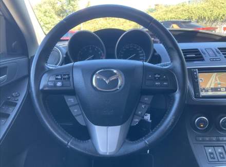 Mazda - 3