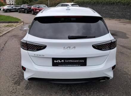 Kia - Cee'd