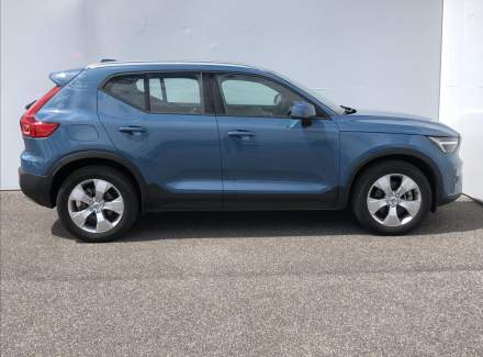 Volvo - XC40