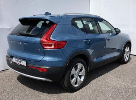 Volvo - XC40