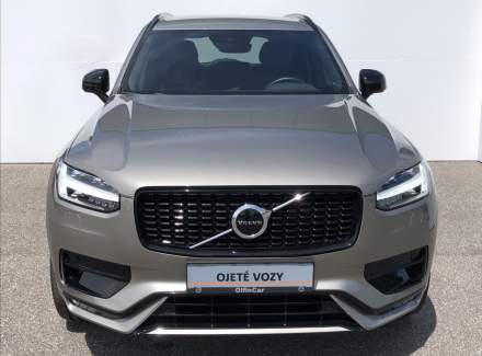 Volvo - XC90