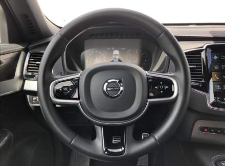 Volvo - XC90