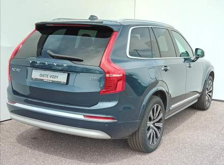 Volvo - XC90