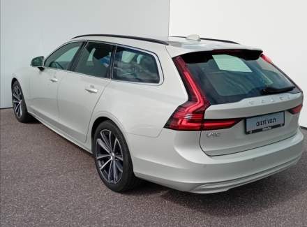 Volvo - V90