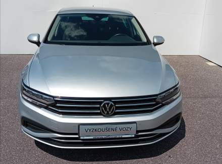 Volkswagen - Passat