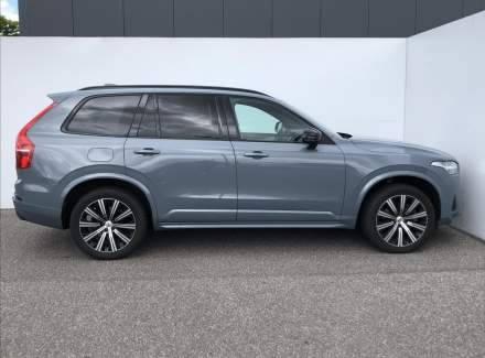 Volvo - XC90