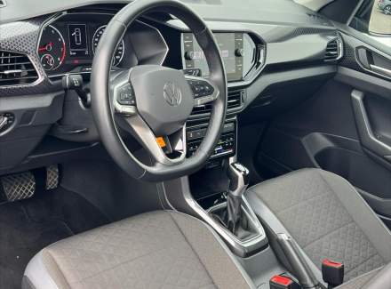 Volkswagen - T-Cross