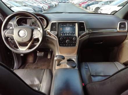 Jeep - Grand Cherokee