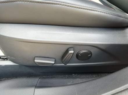 Ford - Mustang Mach-E