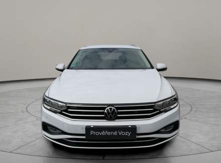 Volkswagen - Passat