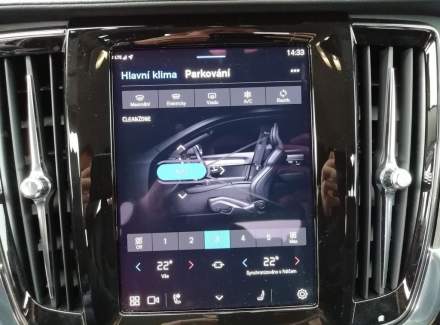 Volvo - V90