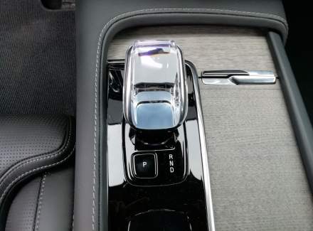 Volvo - V90