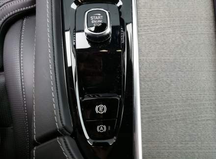Volvo - V90