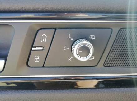 Volkswagen - Touareg