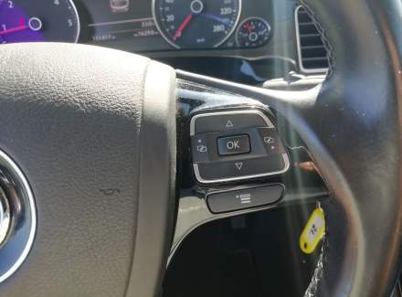 Volkswagen - Touareg