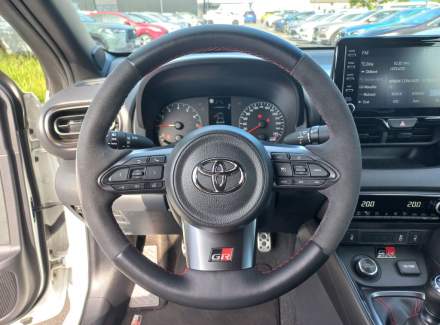 Toyota - Yaris