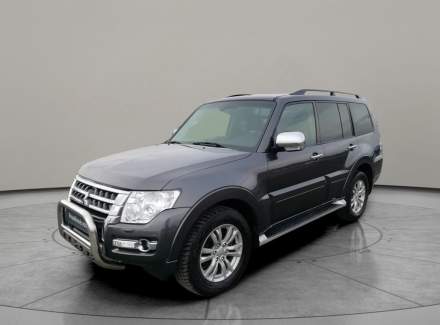 Mitsubishi - Pajero