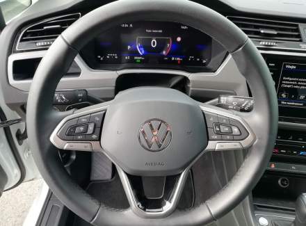 Volkswagen - Touran