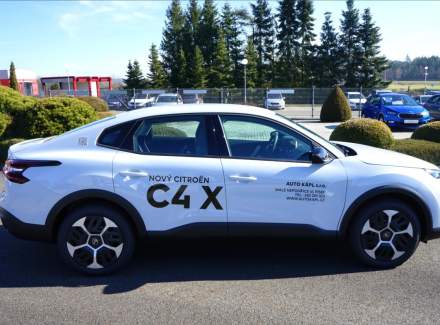 Citroën - C4 X