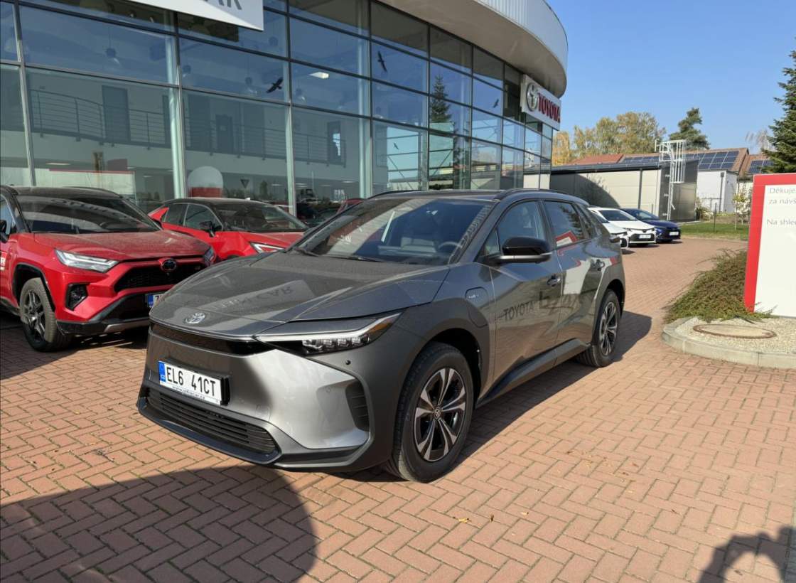 Toyota - bZ4X