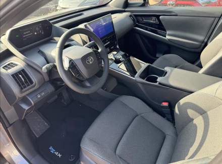 Toyota - bZ4X