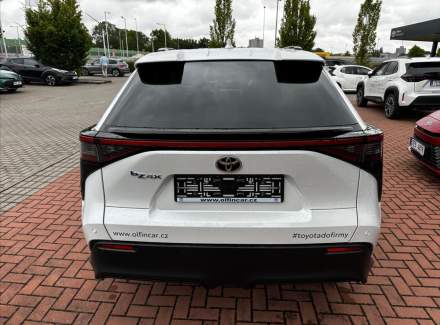 Toyota - bZ4X