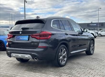 BMW - X3