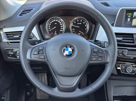 BMW - X1