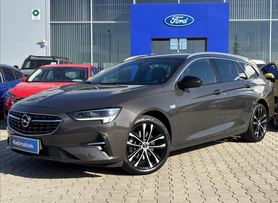 Opel - Insignia