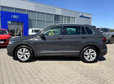 Volkswagen - Tiguan