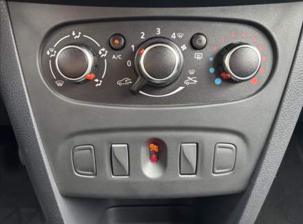 Dacia - Sandero