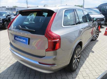 Volvo - XC90
