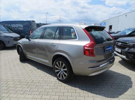 Volvo - XC90