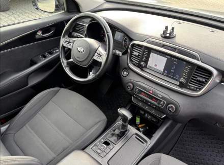 Kia - Sorento
