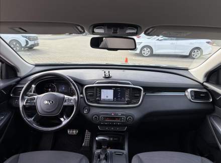 Kia - Sorento