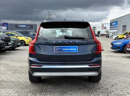 Volvo - XC90