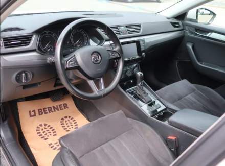 Škoda - Superb