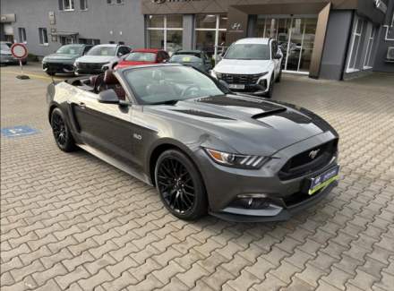 Ford - Mustang