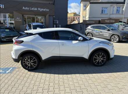 Toyota - C-HR