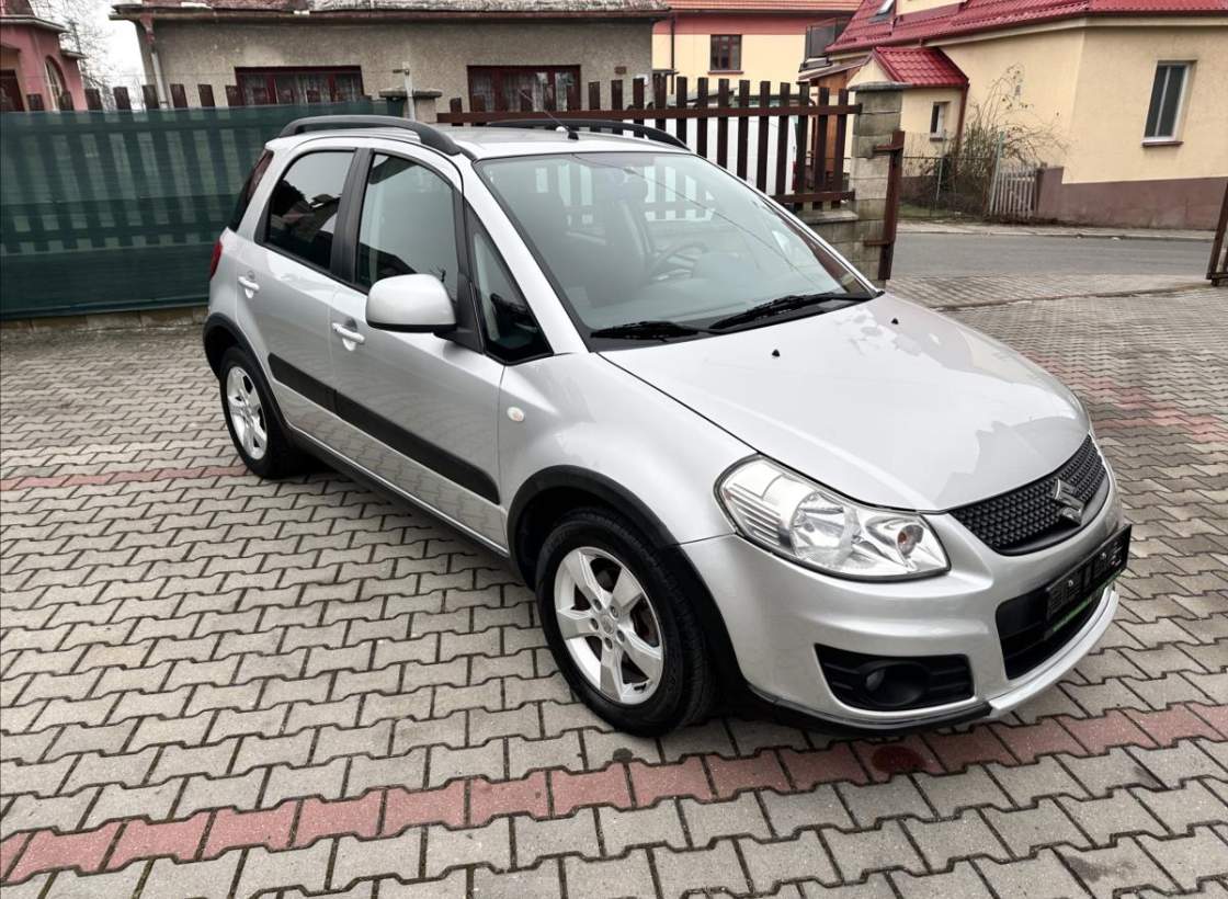 Suzuki - SX4