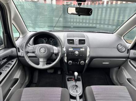 Suzuki - SX4